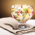 SALADA DE FRUTA COM CREME
